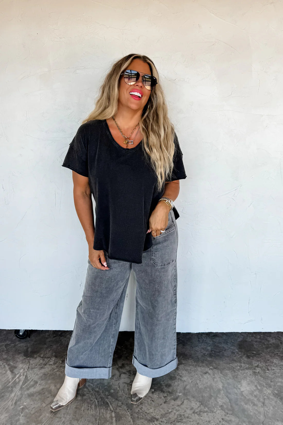 PREORDER- JOEY VNECK WASHED COTTON BOYFRIEND TEE-ETA BEGINNING OF DECEMBER