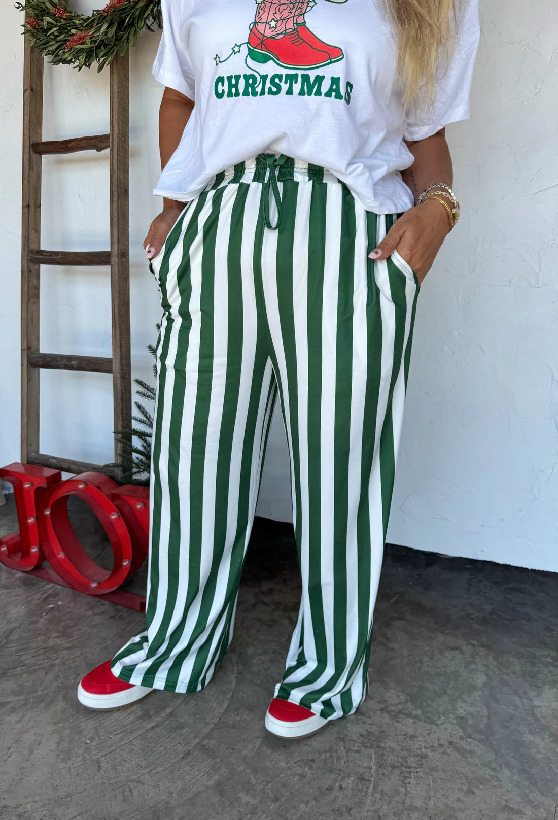 PREORDER- CHRISTMAS VERTICAL VIBES STRIPE PANTS❤️💚