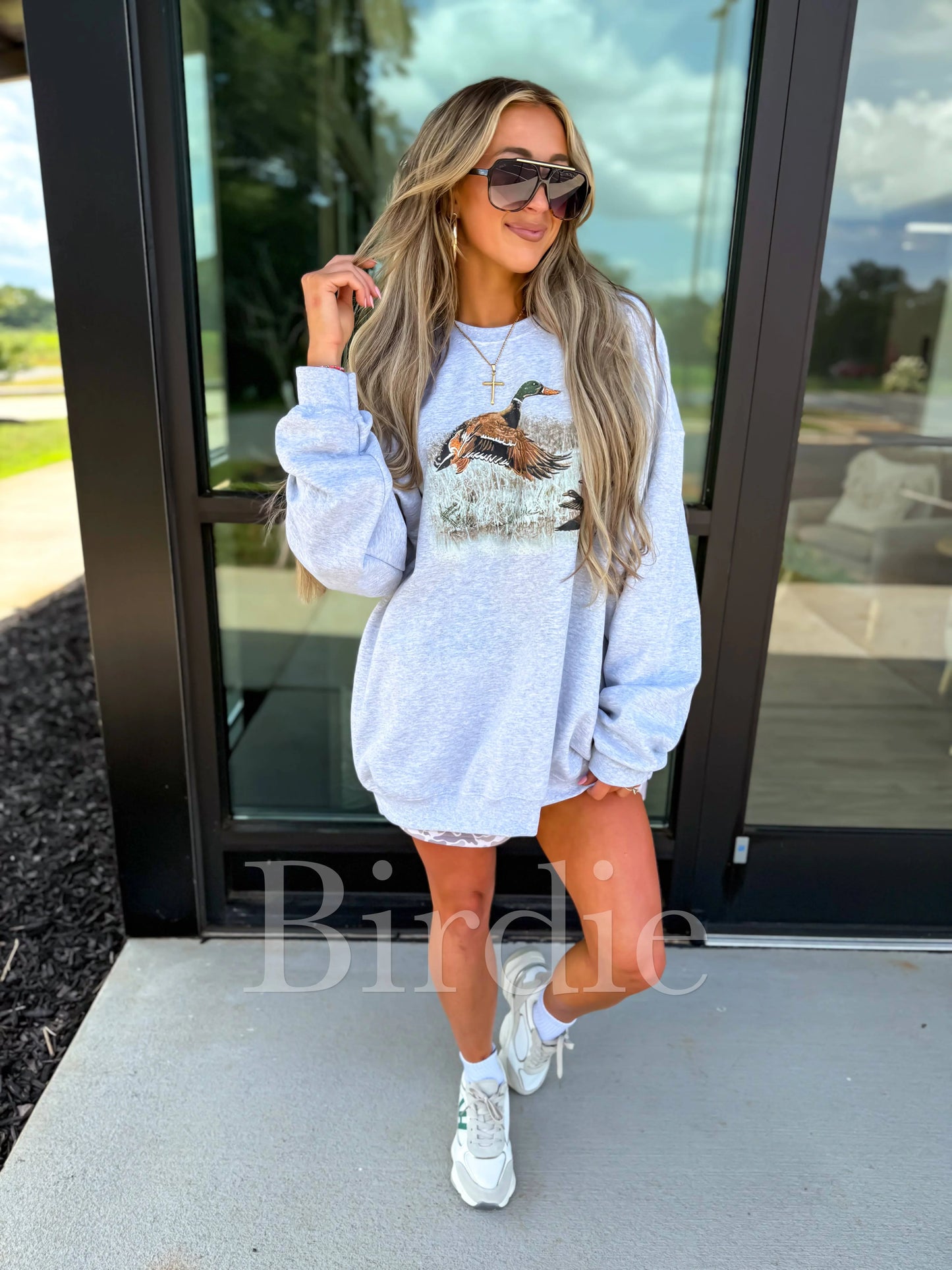 Birdie Vintage Duck Ash Gray Graphic Crewneck