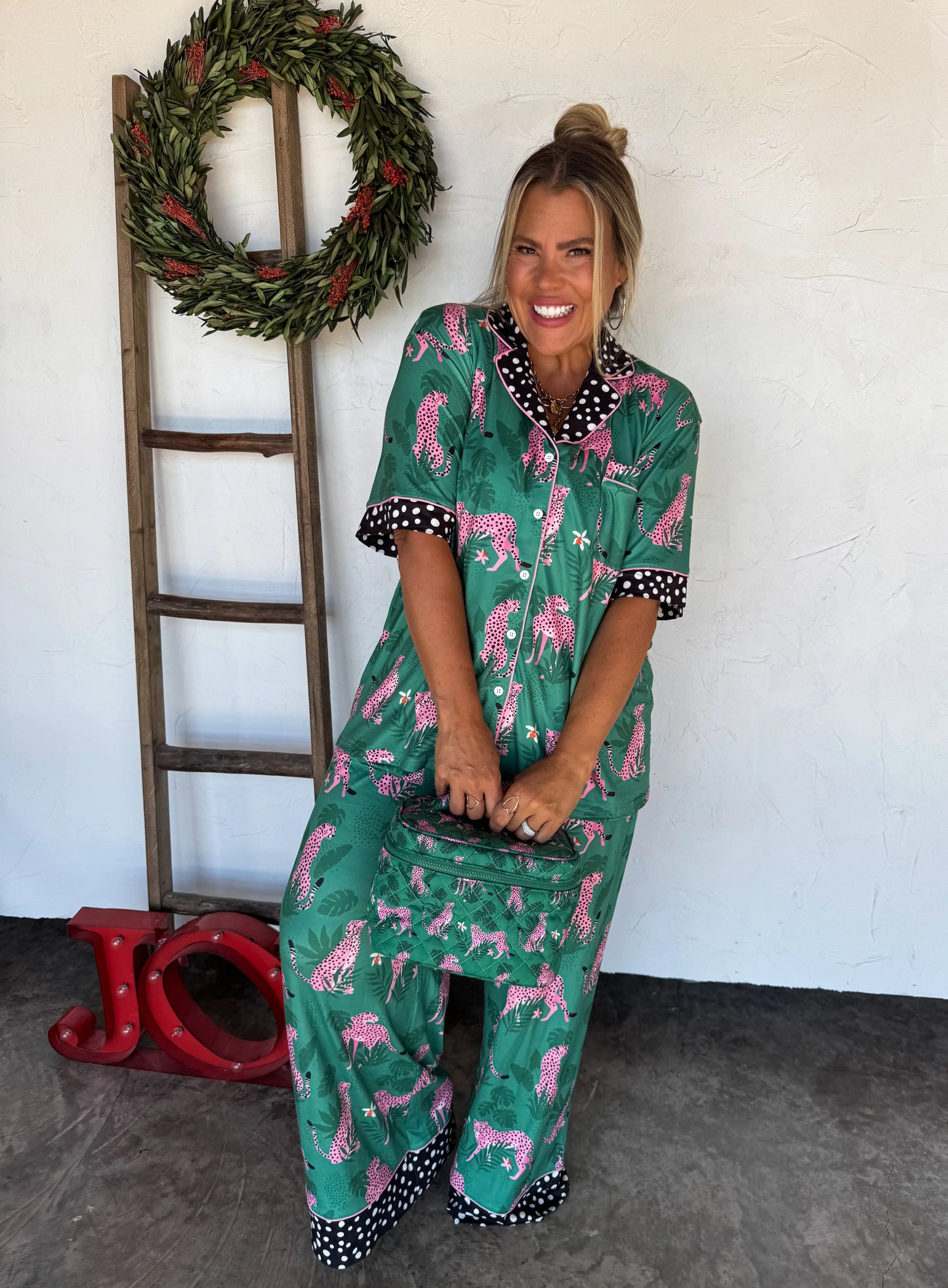 PREORDER- QUILTED PUFFER MAKEUP BAG-ETA MID NOV