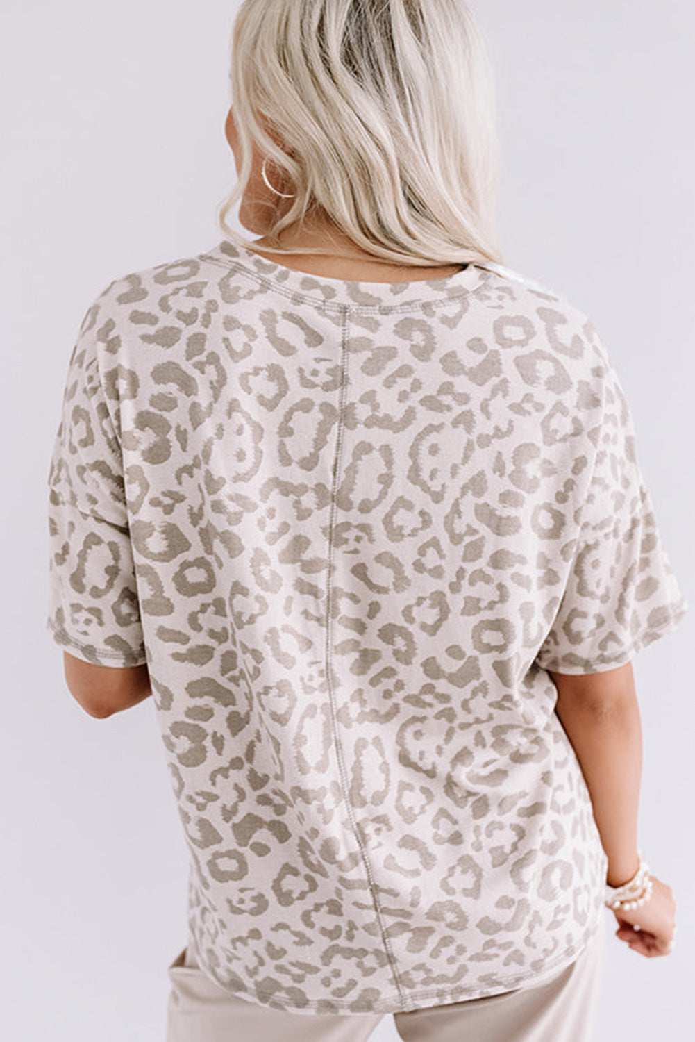 Brown Leopard Print Exposed Stitching V Neck Plus Size T Shirt