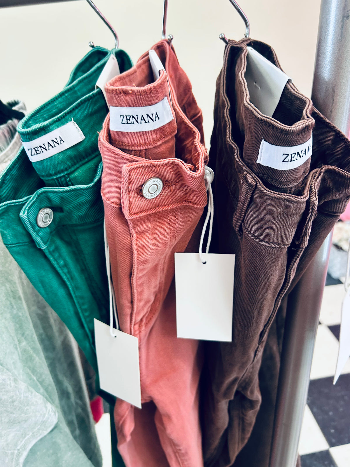 Zenana Stretchy Cropped Jeans