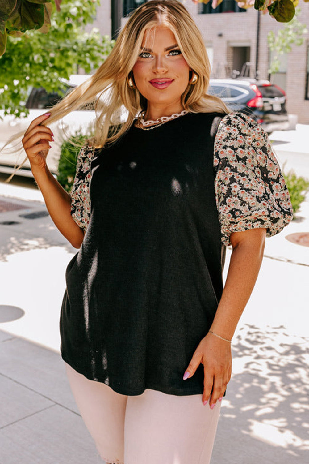 Black Daisy Printed Short Bubble Sleeve Tunic Top