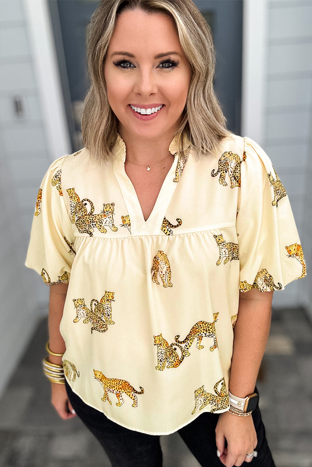 Curvy Cheetah Print Short Puff Sleeve Blouse