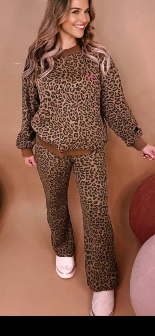 Brown Leopard Bow Sweatshirt/Pants Set