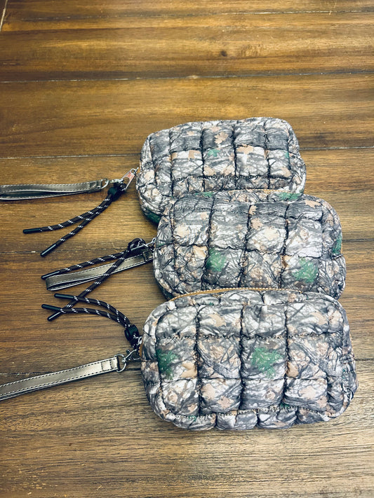 Camo Puff Wristler