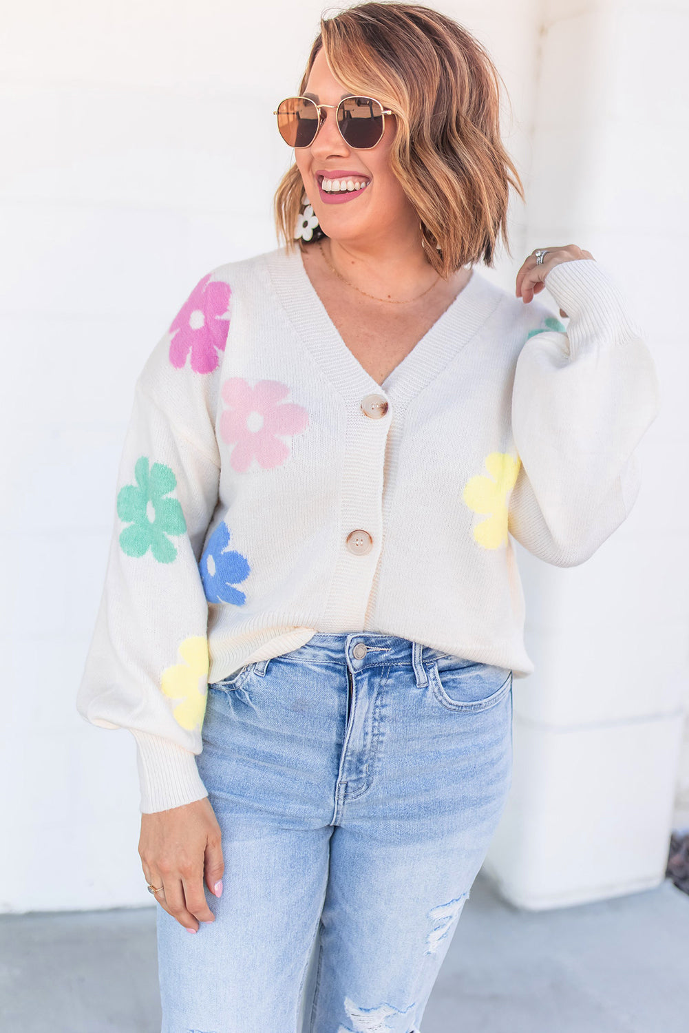 Beige Cute Flower V Neck Buttoned Cardigan